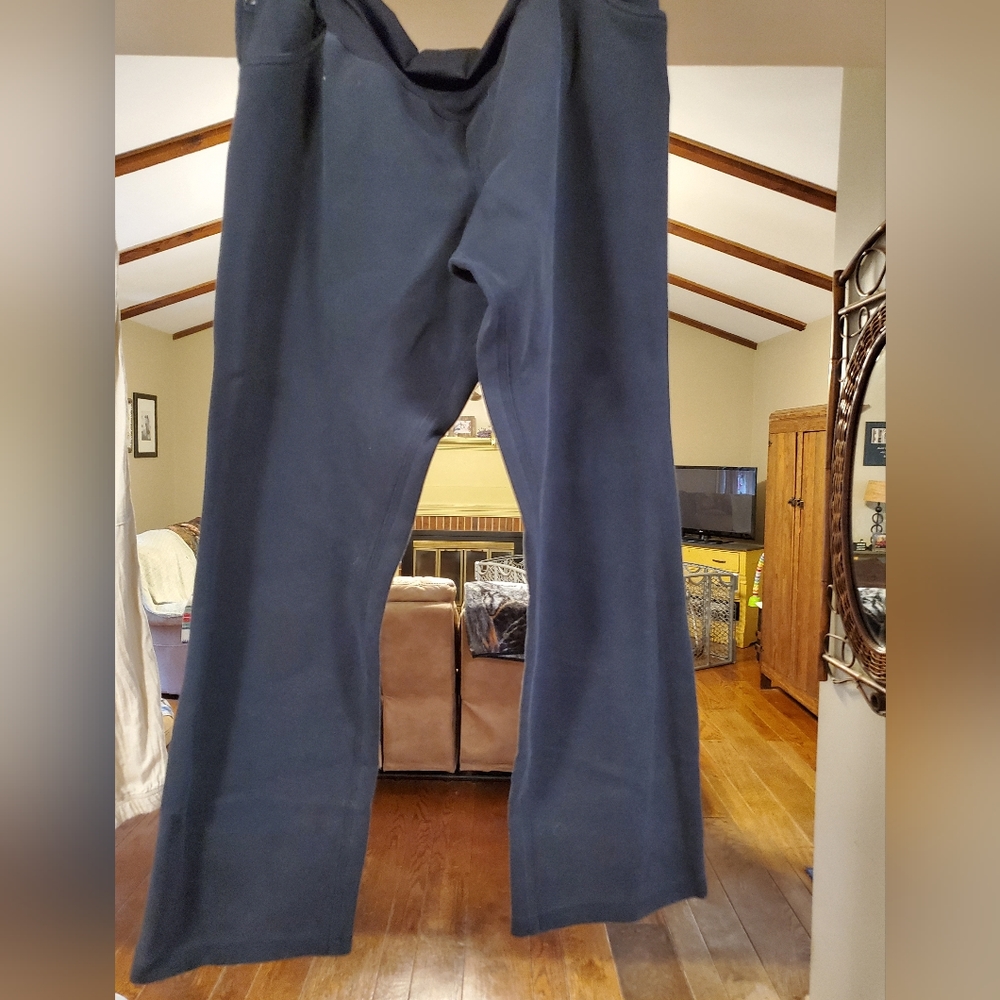 Liz lange size 14 maternity black dress /strectchy material.